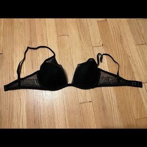 Black Lace Victoria Secret T-Shirt Bra